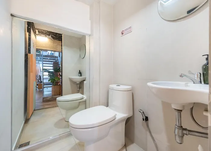Miq Ekkamai2 3br Designer Oval Bathtub 15pax Villa Bangkok
