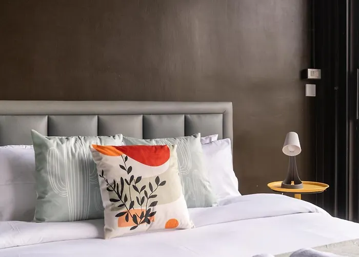 Villa Miq Ekkamai2 3br Designer Oval Bathtub 15pax *